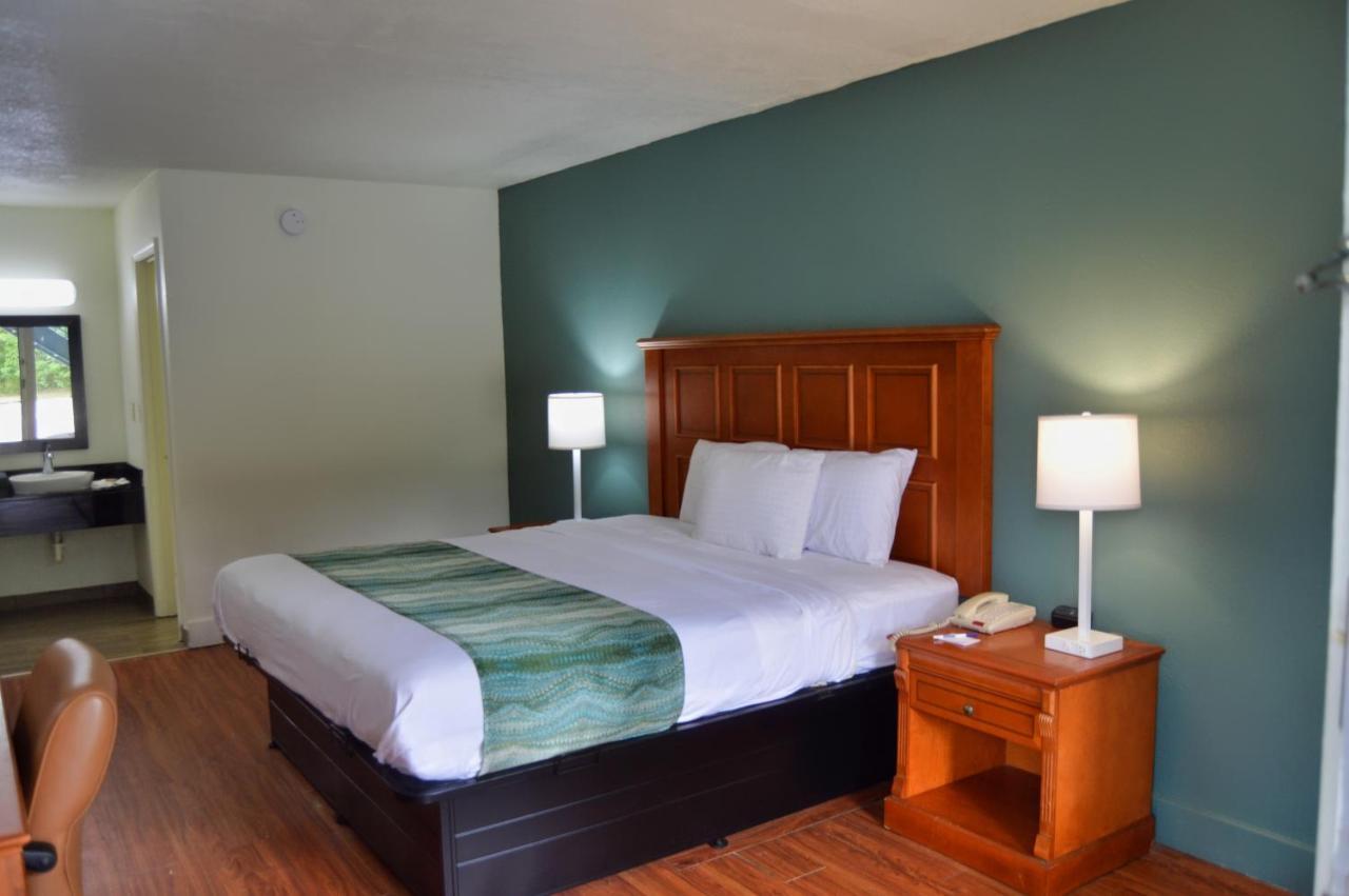 Days Inn By Wyndham Hardeeville Near Hilton Head Dış mekan fotoğraf