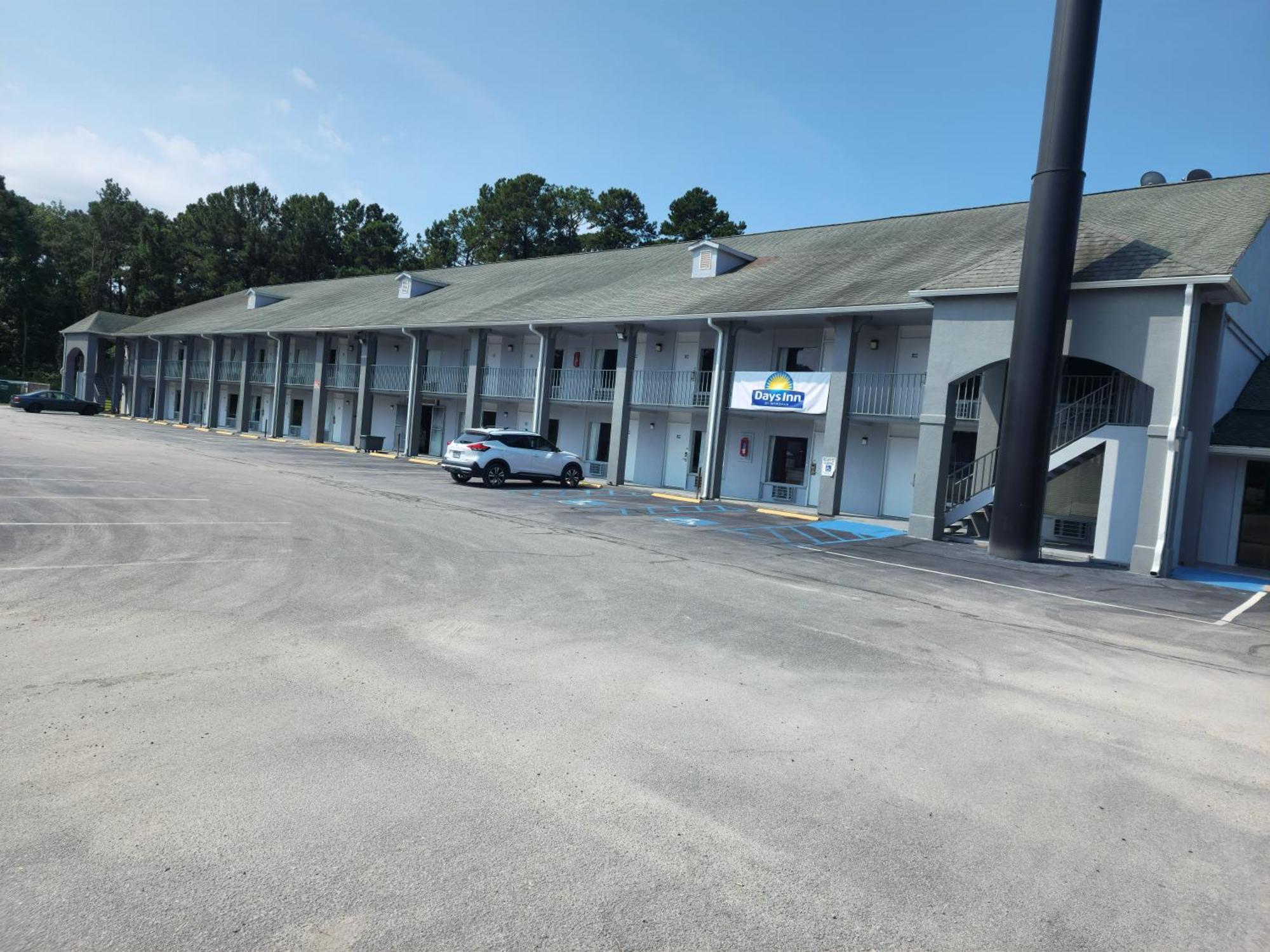 Days Inn By Wyndham Hardeeville Near Hilton Head Dış mekan fotoğraf