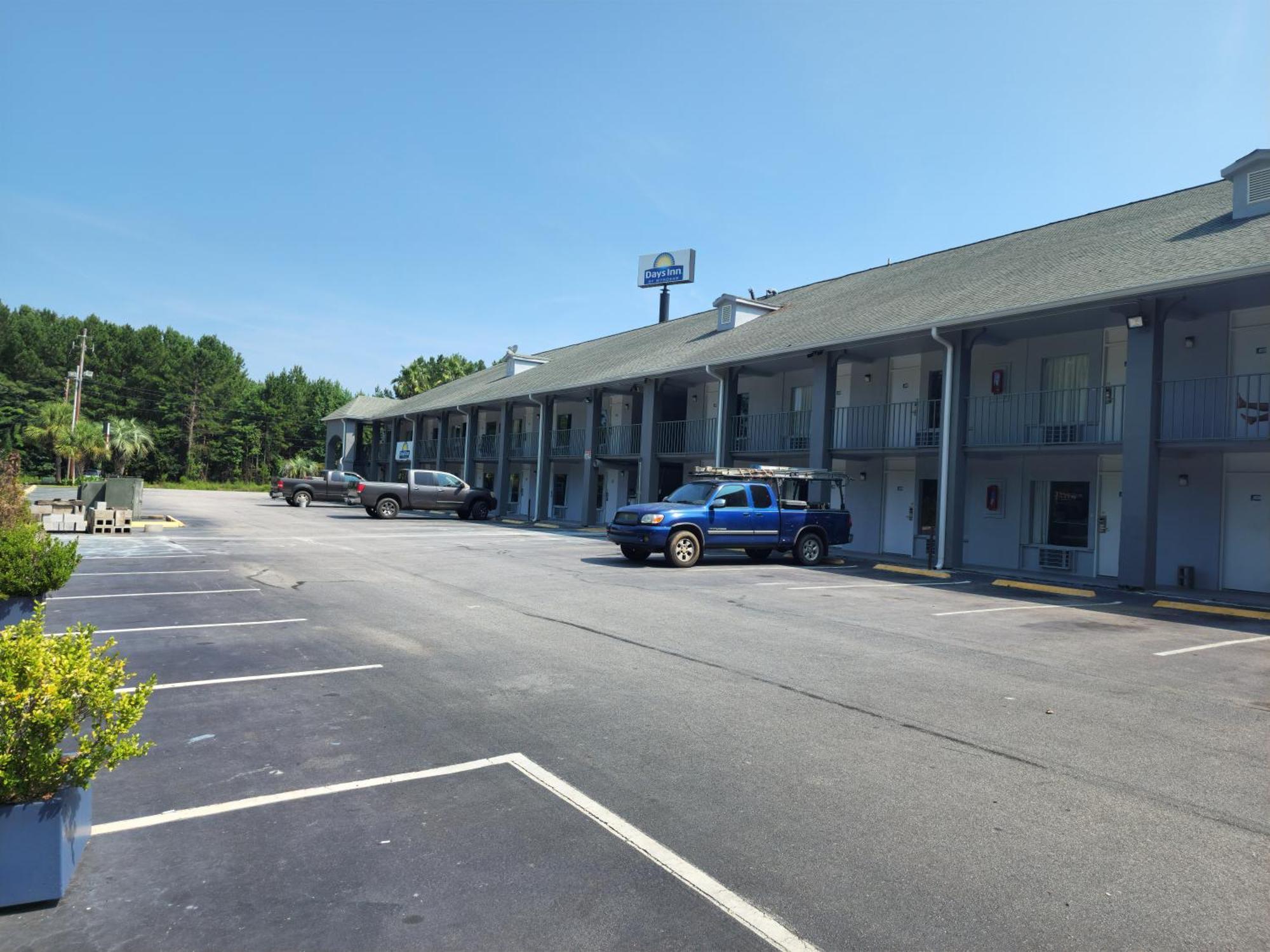 Days Inn By Wyndham Hardeeville Near Hilton Head Dış mekan fotoğraf
