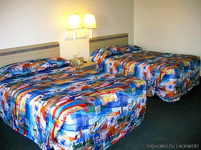 Days Inn By Wyndham Hardeeville Near Hilton Head Dış mekan fotoğraf